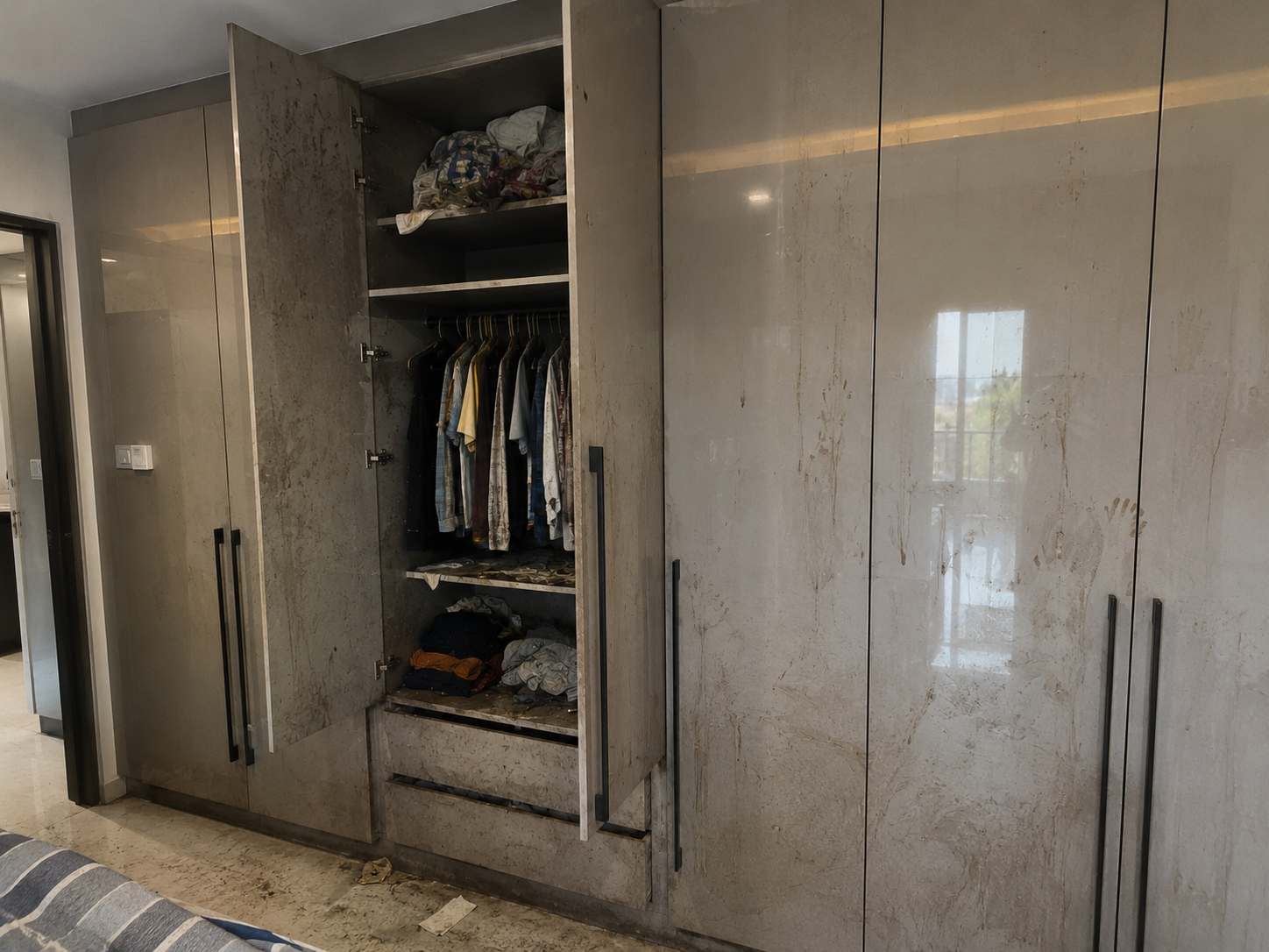 Wardrobe before professional cleaning